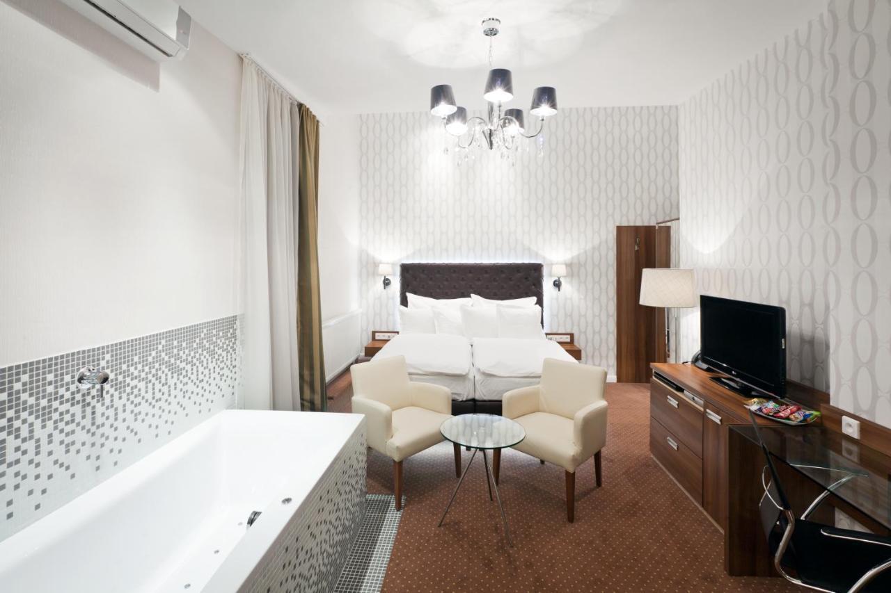 Hotel Pytloun Boutique Self Check-in